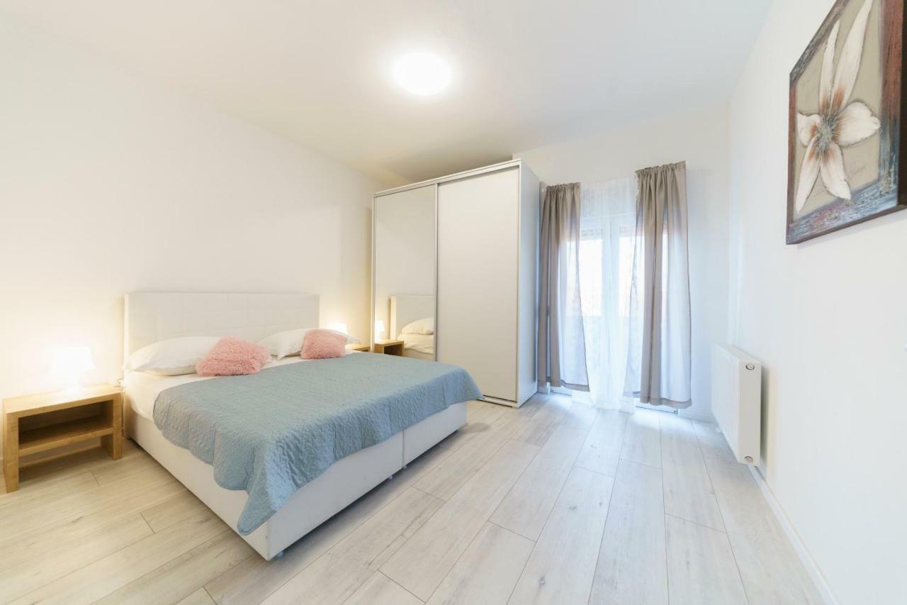 Apartmani Carmen Bibinje Buitenkant foto
